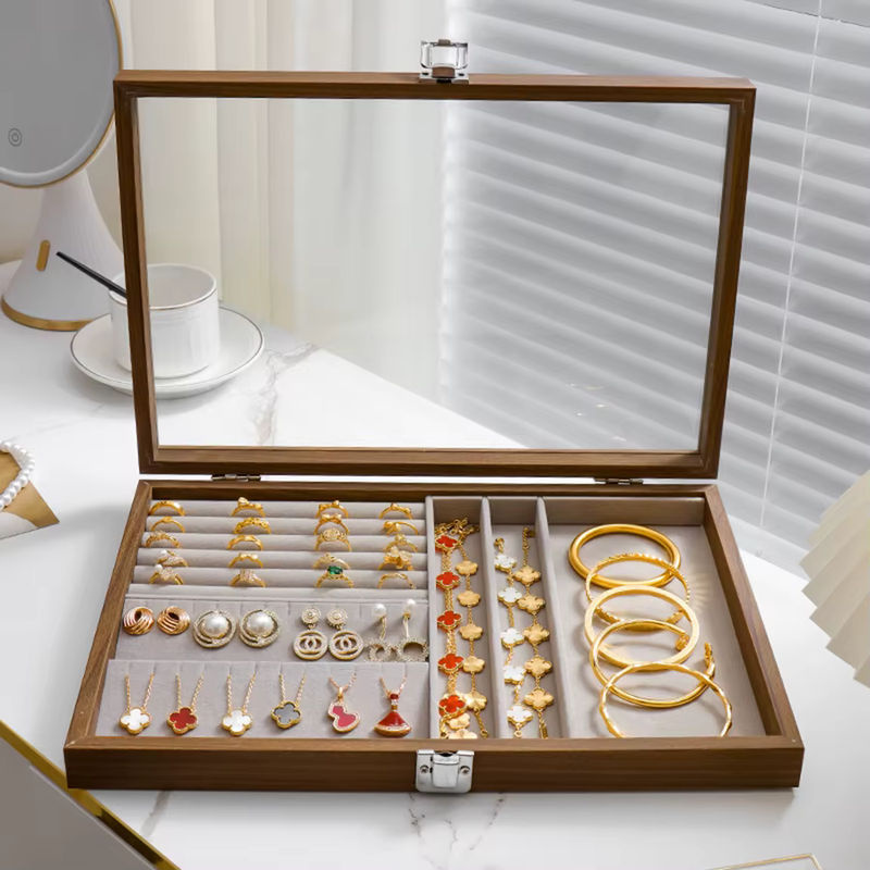 Vintage Schmuckbox aus Holz in Braun oder Beige als staubdichte Vitrine für Ringe, Halsketten, Ohrringe und Armbänder - Bild 2