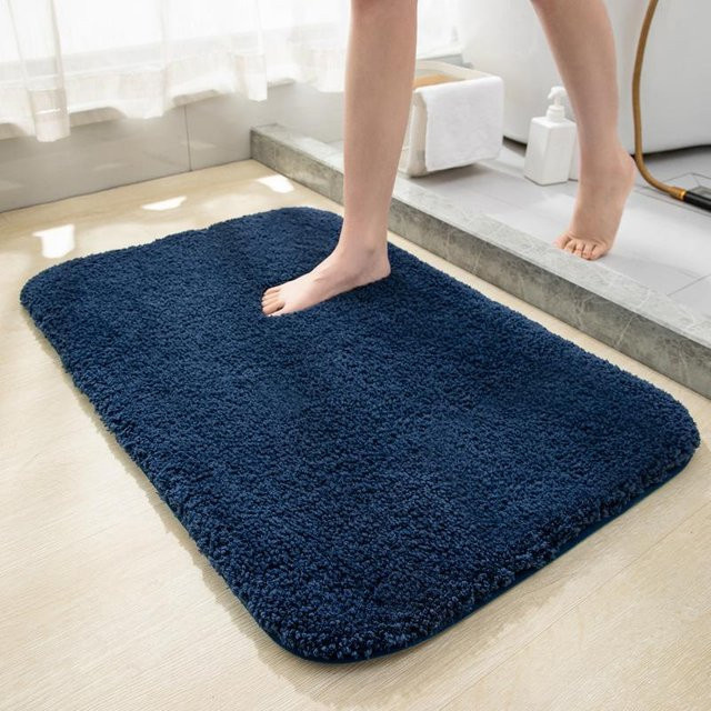 Rutschfeste und saugfähige Plüsch-Fußmatte von Yiran Furniture in Blau, B/B: 50 x 80 cm - Bild 1