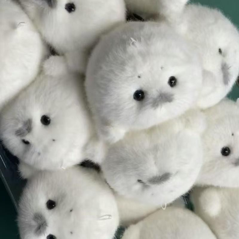 Linyi toy Seehund Plüsch Schlüsselanhänger weiß 1-teiliges Set - Bild 2