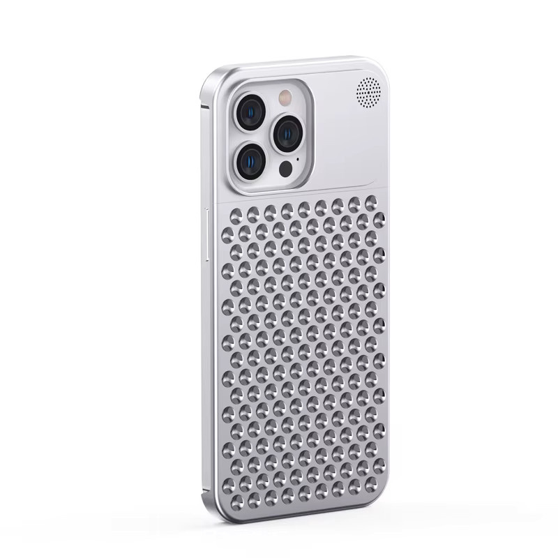 Stoßfeste Aluminium-Handyhülle mit Wärmeableitung für iPhone 16, 15, 14, 13, 12 Pro Max in Silber - Bild 3