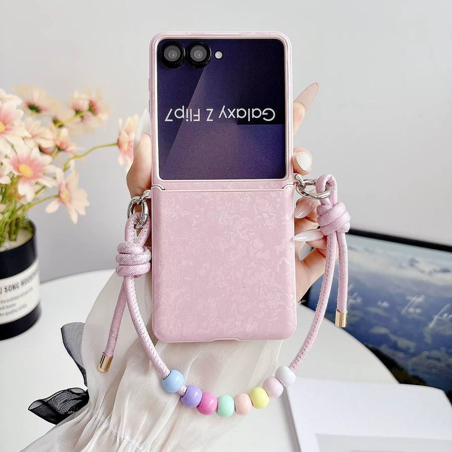 Stoßfeste Handyhülle mit Handgelenkschlaufe und Scharnierschutz für Samsung Galaxy Z Flip 6 5G in Weiß (Dopamin-Farbpalette) - Bild 1