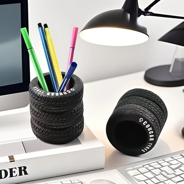 Kreativer Reifen-Stifthalter aus Kunststoff in Schwarz als Schreibtisch-Organizer für Schule und Büro - Bild 1