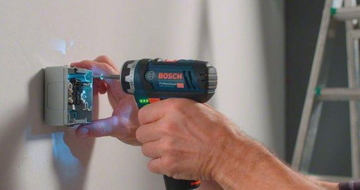 Bosch Professional GSR 12V-15 FC FlexiClick Akku-Bohrschrauber 12V in Blau/Schwarz ohne Akku - Bild 2