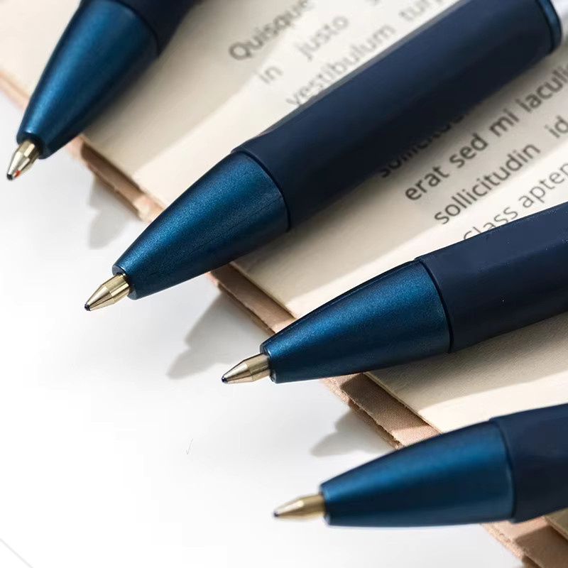 DELI Kugelschreiber Set mit 0,7mm Mine, 12er-Pack in Schwarz und Blau, einziehbare Kugelschreiber für Büro und Schule - Bild 5