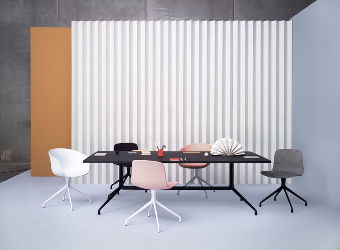 HAY About A Table AAT10 Esstisch in Schwarz mit Sperrholz und mattem Finish im skandinavischen Stil - Bild 2