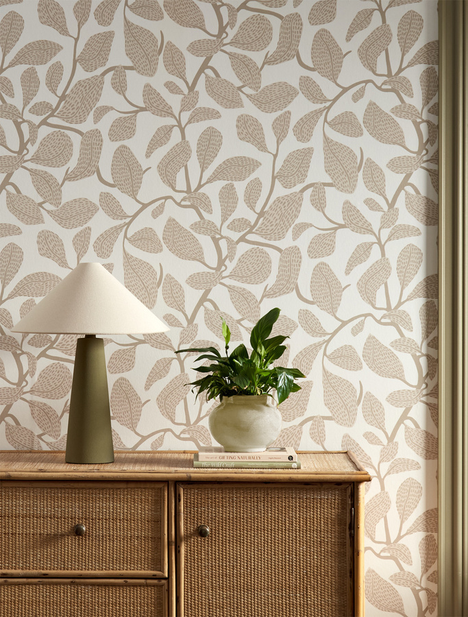 Scion Tapete Sweet Bay in Stone mit botanischem Floral-Design aus Vlies - Bild 1