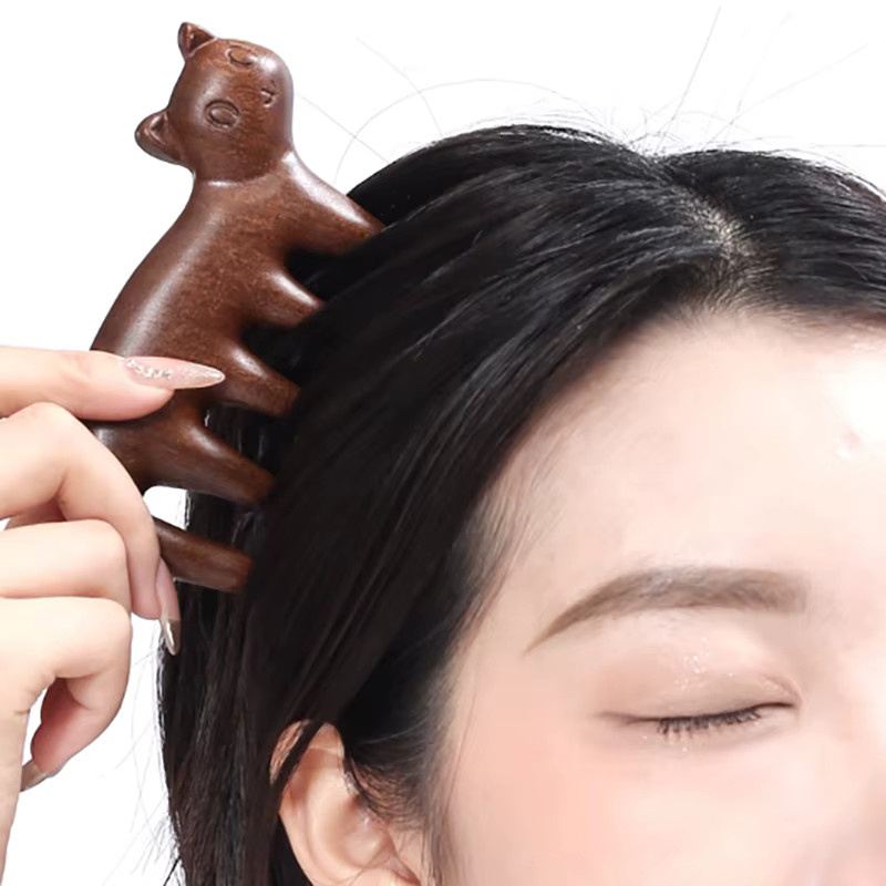 Handgeschnitzter Sandelholz-Massagekamm, Unisex - Bild 3