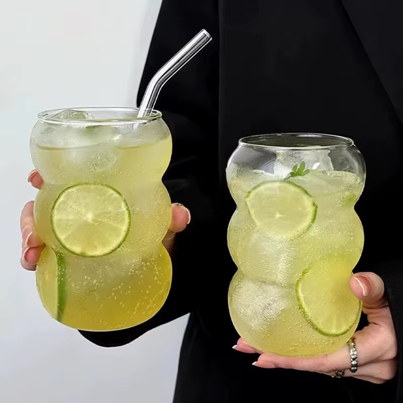 YWDL Transparenter Glasbecher mit Strohhalm für Kaltgetränke, Saft oder Milch, 550 ml - Bild 2