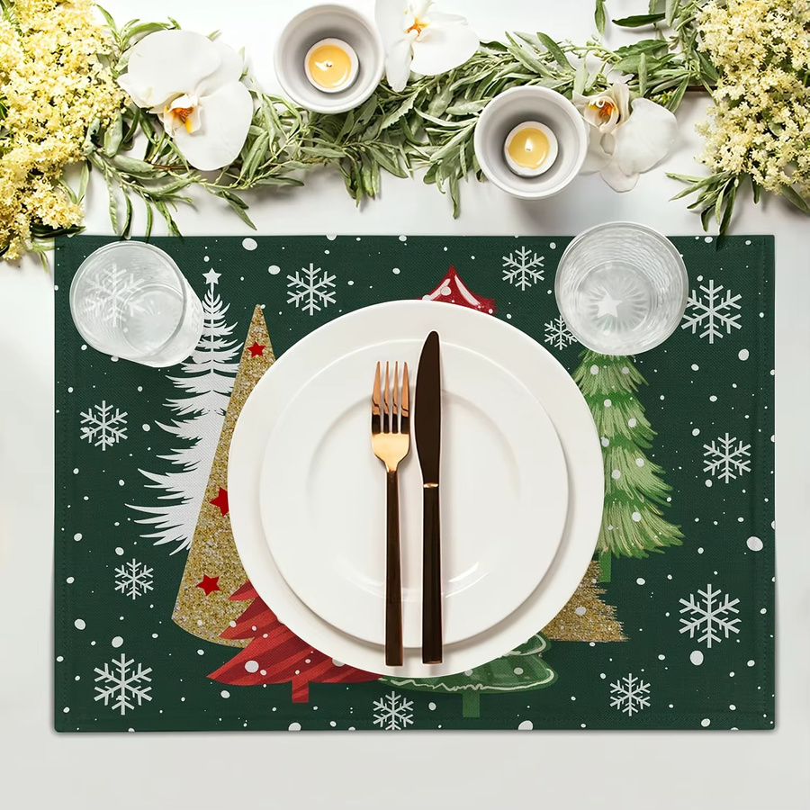 VIKAMA 4-teiliges Weihnachtsbaum Tischset mit Schneeflocken-Design und Goldrand in Grün und Gold - Bild 4