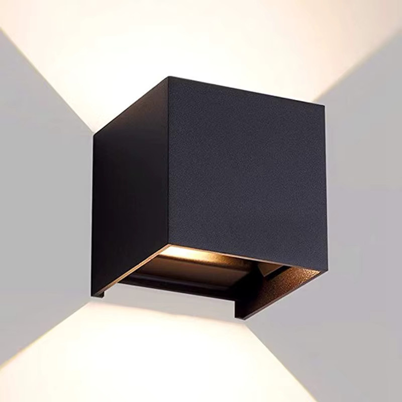 CHENBEN LED Außenwandleuchte IP65 wasserdicht in Schwarz mit Warmweißem Licht für Garten, Treppe und Garage - Bild 2