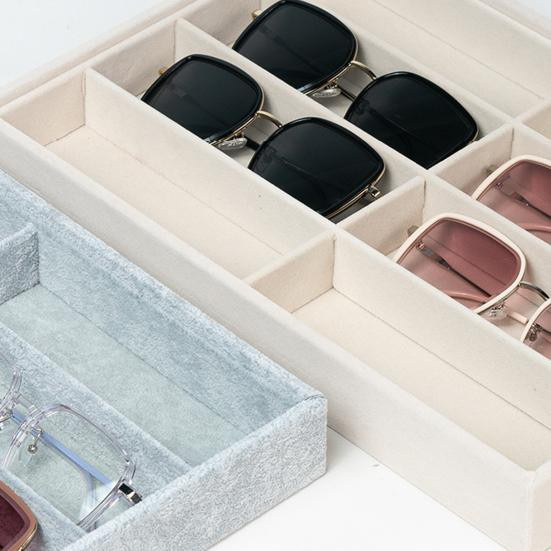DreamCo Sonnenbrillen-Organizer-Tablett mit 8 Fächern aus Samt in Schwarz für Herren und Damen zur Aufbewahrung von Brillen, Uhren und Schmuck - Bild 3