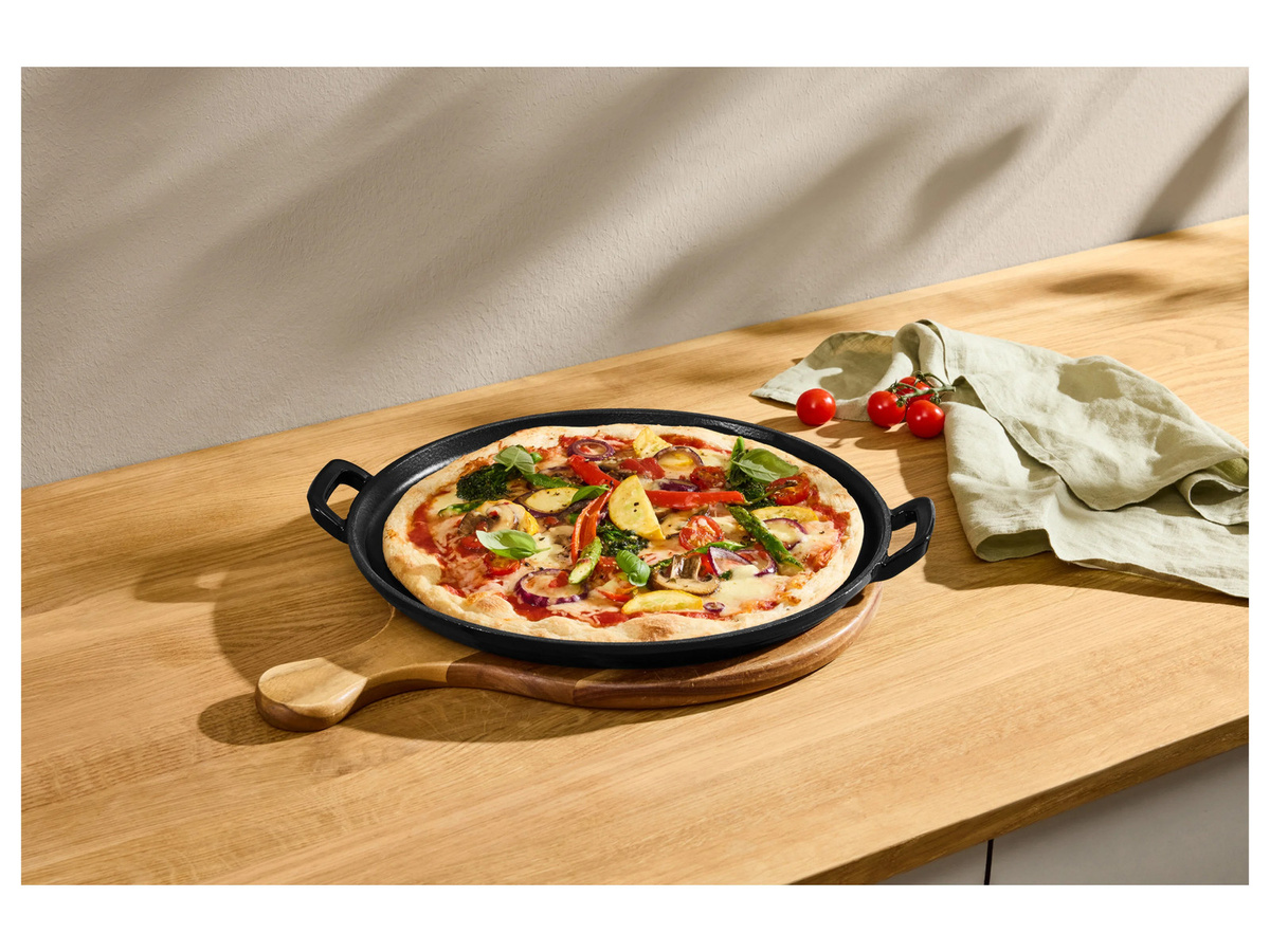 SILVERCREST Premium-Gusseisenpizzaplatte in Schwarz, runde Grillplatte aus emailliertem Gusseisen - Bild 2