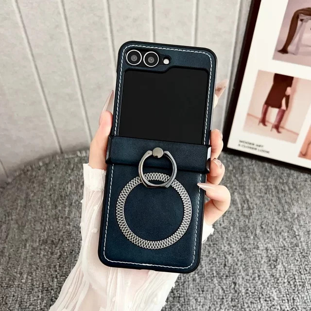 Mattierte Lederhülle mit Ananas-Textur und Ringhalter für Samsung Galaxy Z Flip 8 7 6 5 4 in Braun mit magnetischer Funktion und Unterstützung für kabelloses Laden - Bild 1