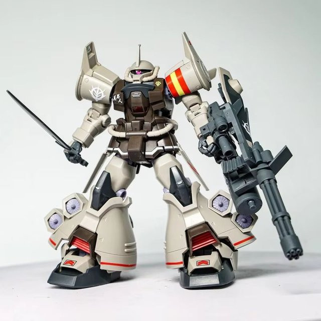 Bandai MS-07H-8 Gouf Flight Type, Modellbausatz, 1:144, Kunststoff - Bild 1