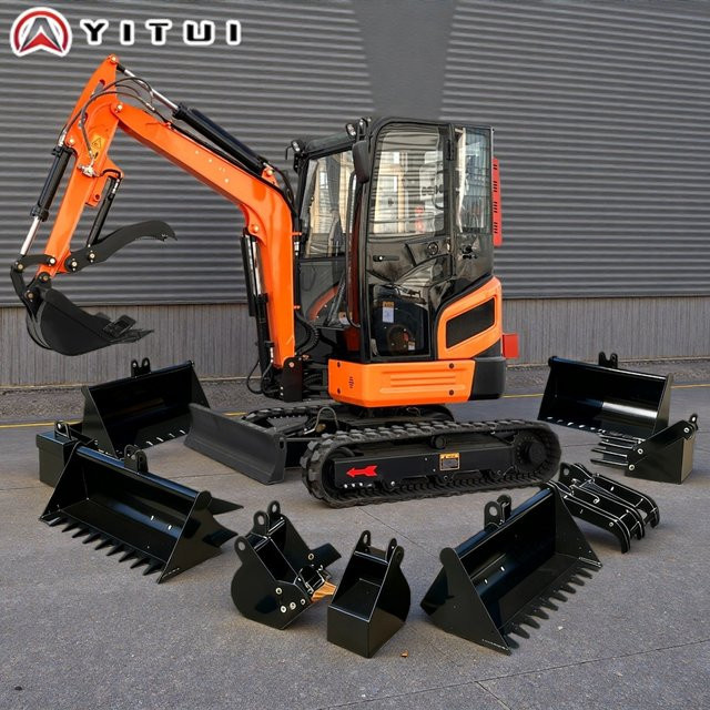 YITUI Minibagger 2,6 Tonnen in Orange mit verschiedenen Aufsätzen für Gartenbau, Bauernhof und Landschaftsbau - Bild 1