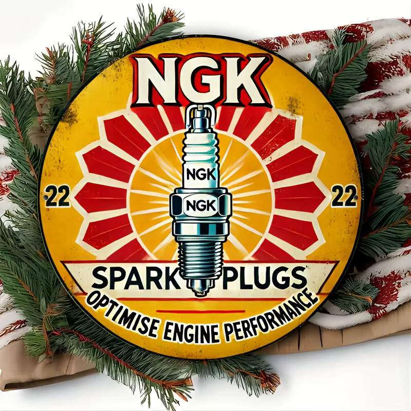 NGK Zündkerze Wandkunst Dekoration aus Aluminium in Orange, rundes Vintage Metallschild für Garage und Küche, Durchmesser: 20 cm - Bild 3