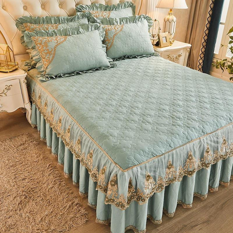 Dreiteiliges Tagesdecken-Set aus gesteppter Baumwolle in Beige mit Spitze im europäischen Stil, B/B: 200 x 120 cm - Bild 2