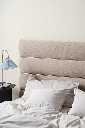 KLIPPHOLMEN Kopfteil beige mit Polsterung, Breite: 178 cm, Höhe: 125 cm, Tiefe: 12 cm - Bild 1