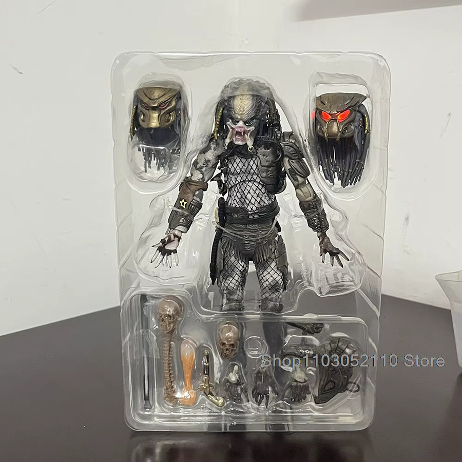 Bandai Predator vs. Alien Edition Elder Predator Figur, mit LED, Actionfigur - Bild 3