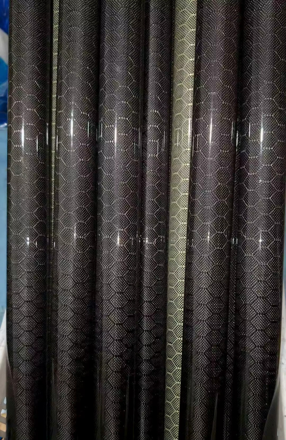 Echtes Kohlefasertuch 3K mit Fußballmuster, 240 g/m2, Breite: 100 cm, Länge: 30 cm oder 50 cm - Bild 2