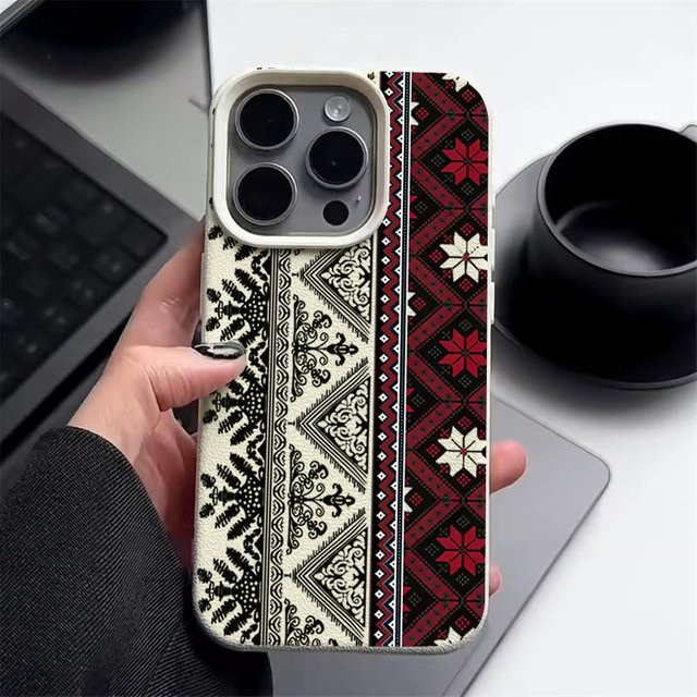 MOESOE Handyhülle mit Vintage Totem-Muster in Pink und Multicolour, stoßfeste Leder-Textur TPU Soft Cover für iPhone 17 16 15 14 Pro Max 13 12 Pro 17e 16e - Bild 1