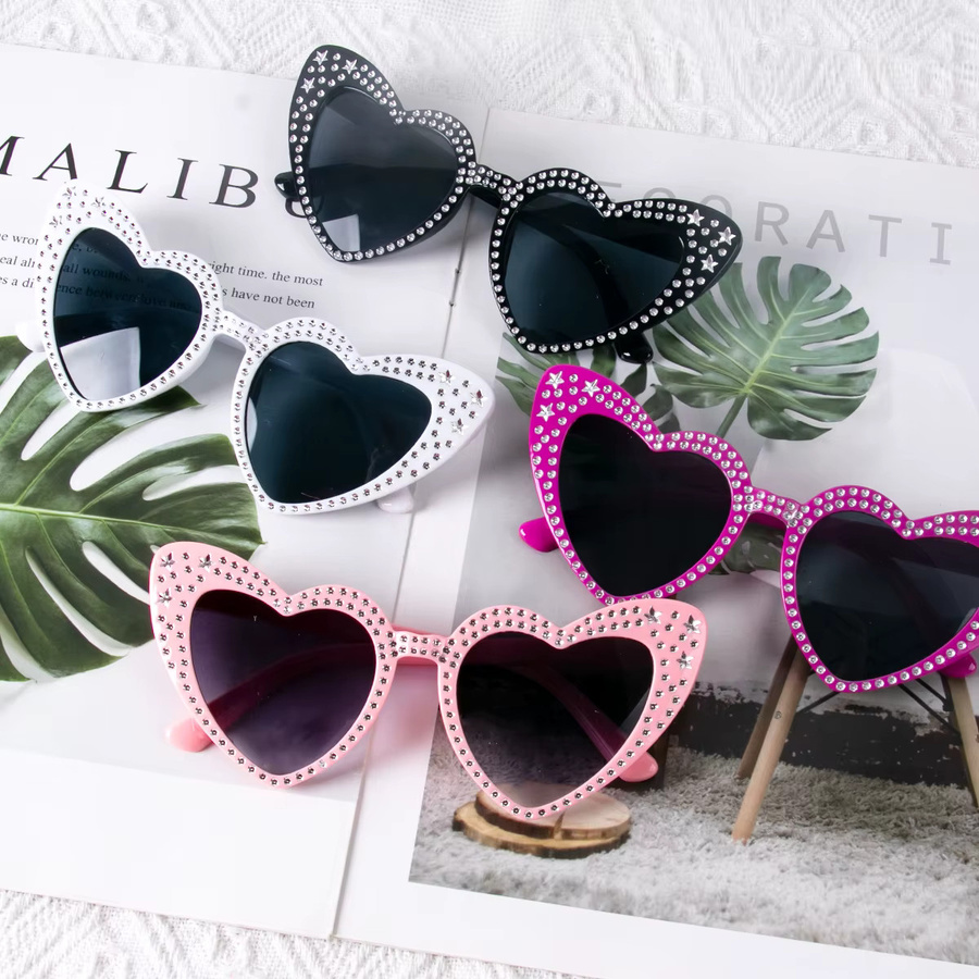 cyuan Sonnenbrille, herzförmig, Vollrand, Kunststoff, Strass - Bild 2