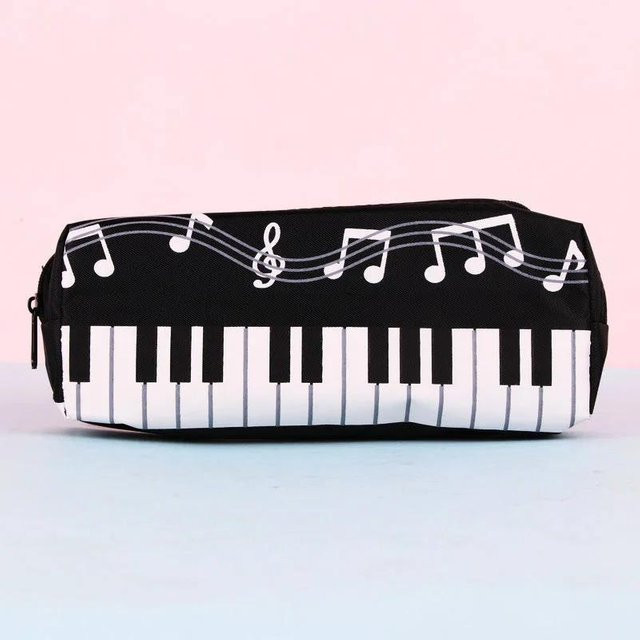 Mango Event Federmäppchen mit Musiknoten und Klavier Design, schwarz, einlagig - Bild 1