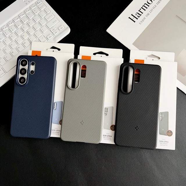 Spigen TPU Matte Magfit Magnetische Handyhülle für Samsung S26 Ultra, S25 Plus und S26 in Schwarz mit MagSafe Wireless Charging Unterstützung und stoßfestem Schutz - Bild 1