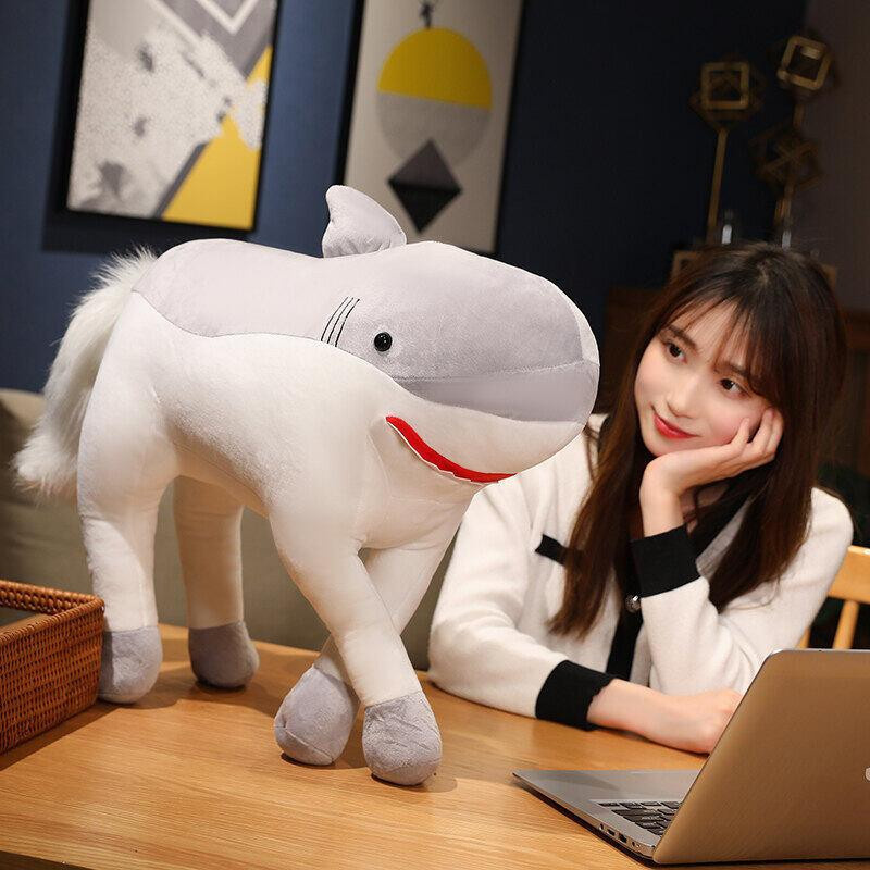 Yiran toy Kawaii Verwandeltes Haifischpferd Plüschspielzeug Puppe Tierkissen - Bild 4