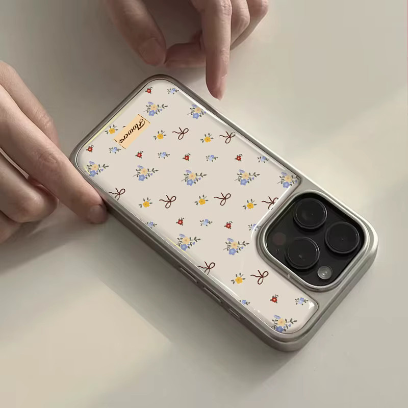Stoßfeste DecoPhone Handyhülle mit gelbem Blumendruck und silbernem Rand für iPhone 17, 16, 15, 14 Pro Max mit Hydrogel-Rückplatte - Bild 2