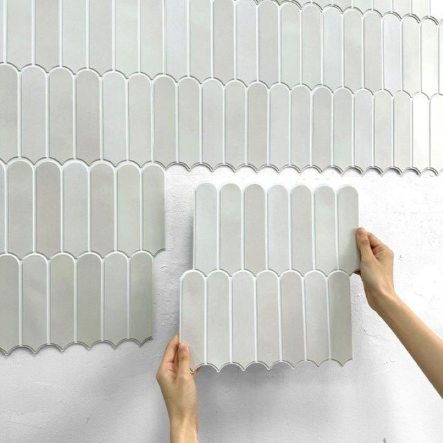10 Stück COMMOMY 3D Wandpaneele in Matt, Fliesenaufkleber wasserdicht als Peel and Stick Backsplash für deine Küchenraumdekoration, Blau/Weiß, B: 30,0 cm x H: 30,0 cm - Bild 1