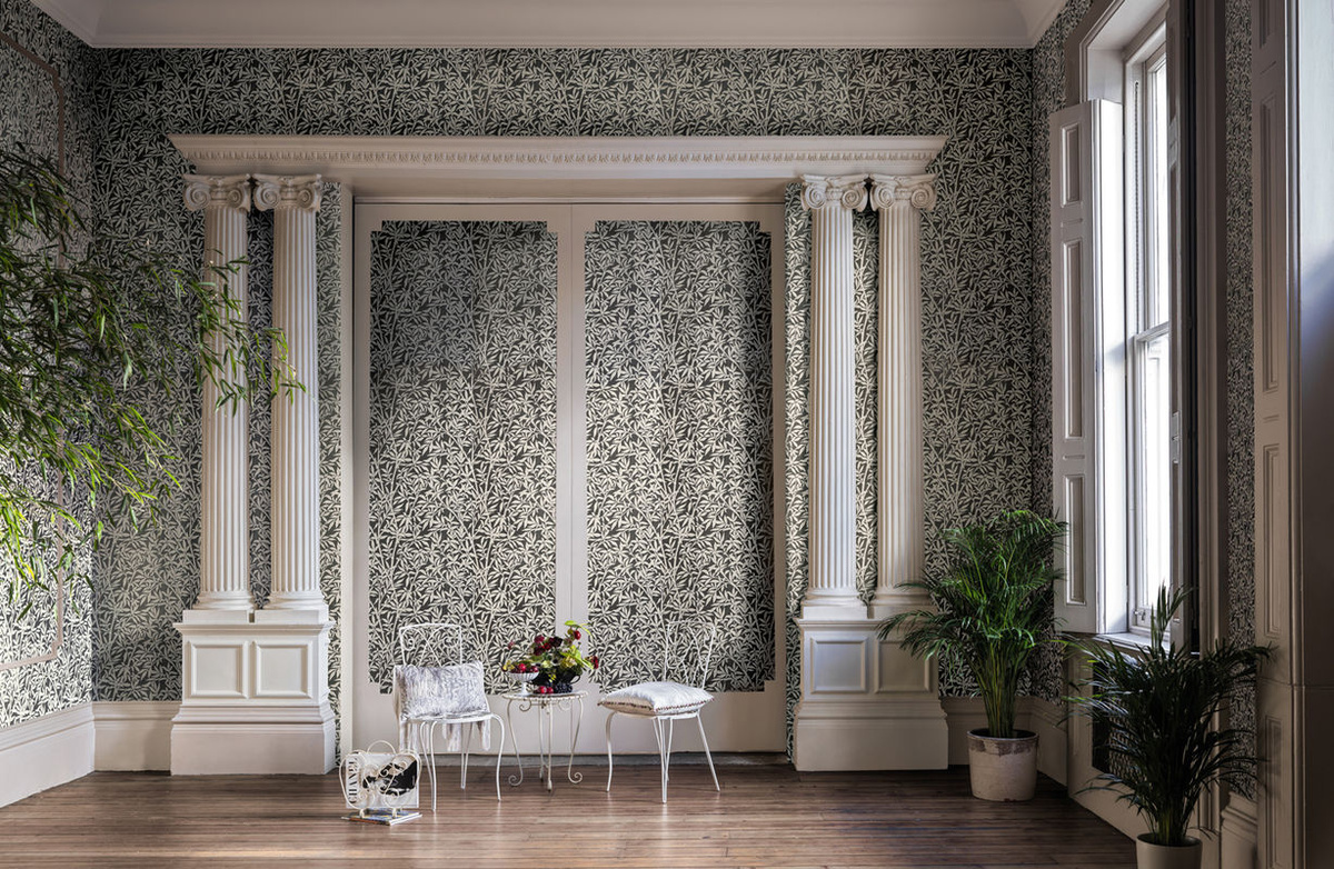 Cole & Son Tapete Bamboo Forest Snow on Soot in Schwarz mit botanischem Naturdesign - Bild 2
