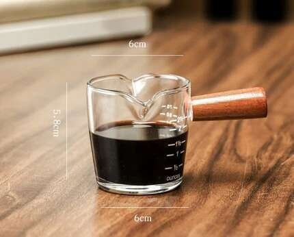 Yiran Furniture Hitzebeständiges Glas-Milchkännchen mit Massivholzgriff und Doppelmund, 100 ml, transparent - Bild 1
