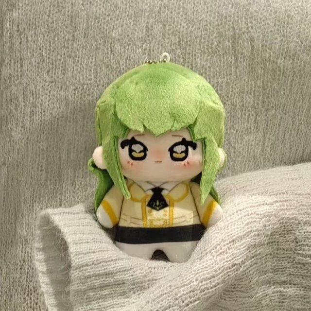 Yiran toy Code Geass C.C. Plüschpuppe, Schlüsselanhänger, 10cm, ab 14 Jahren - Bild 1