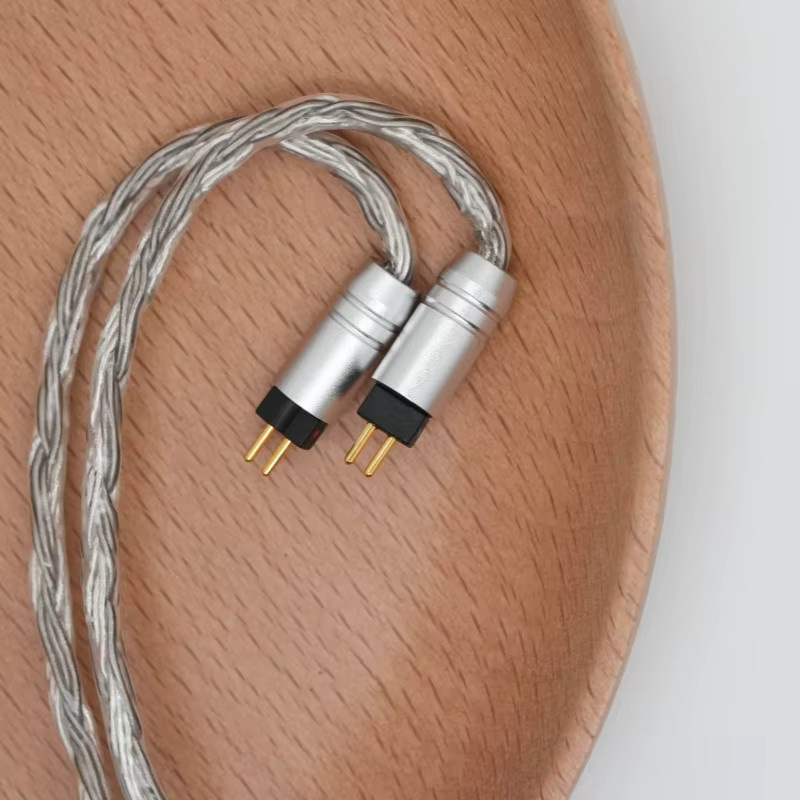 IvipQ 526B 24-adriges IEM-Audiokabel in Silber mit QDC, MMCX oder 2PIN und 3,5 mm oder 4,4 mm Anschluss - Bild 3