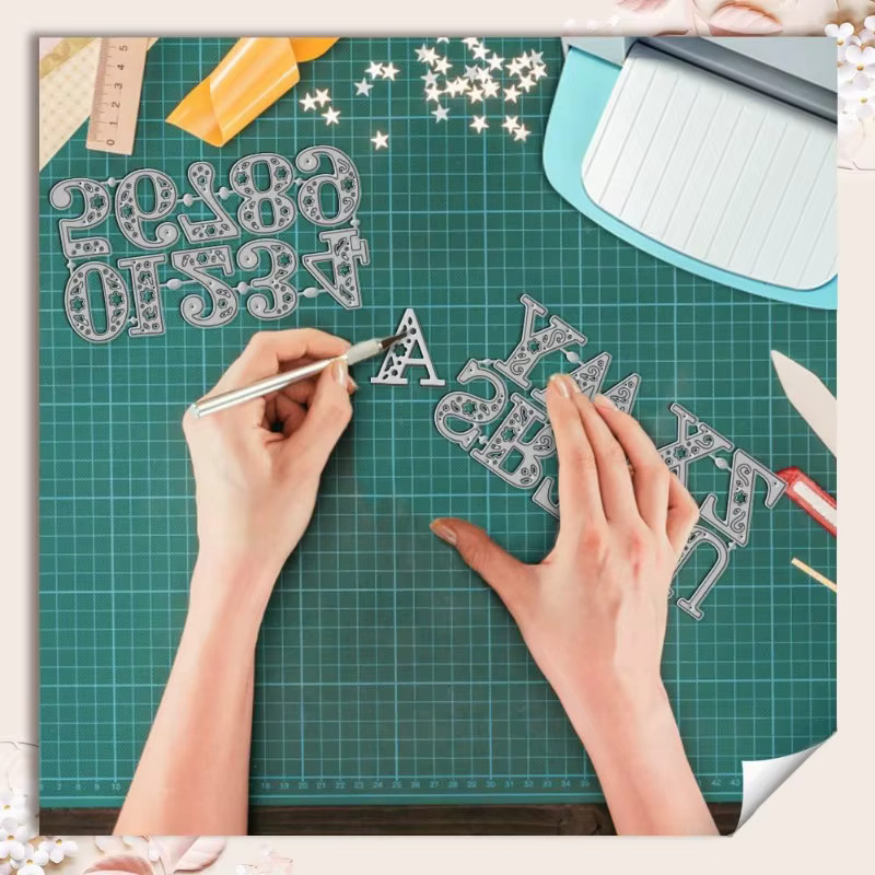 4er-Set Metall-Ausstechformen für Buchstaben A-Z und Zahlen 0-9 in Silber - Bild 3