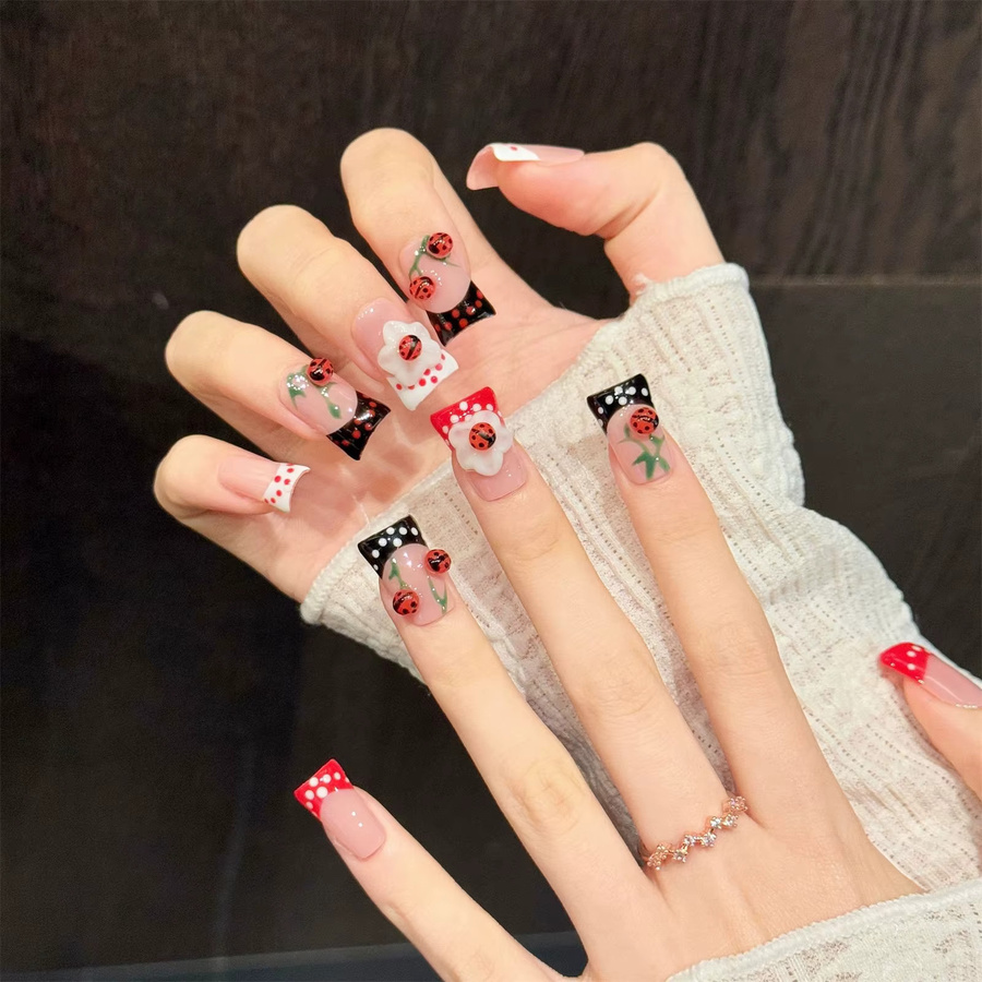 YADORNOS Künstliche Nägel, 10 Stück, 3D-Blumen-Marienkäfer-Design, Glänzend - Bild 2