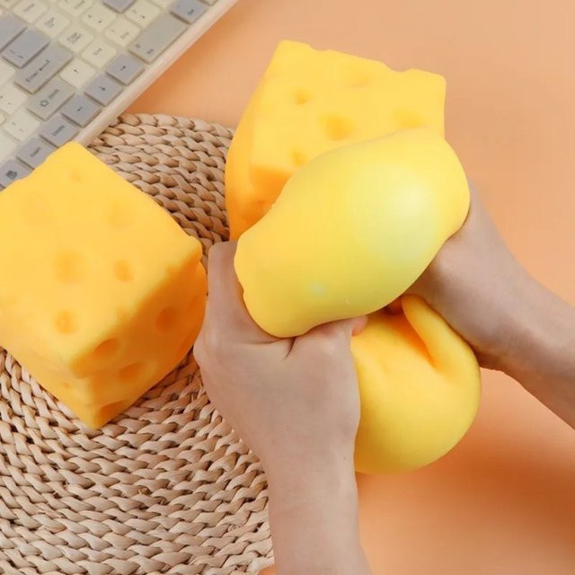 CHUTAI Squishy Riesen-Würfel Käse-Quetschspielzeug, gelb - Bild 1