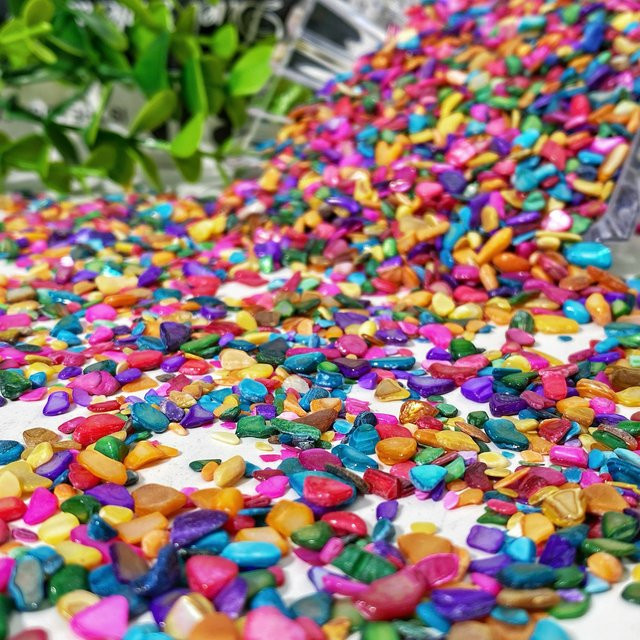 Mehrfarbige Muscheln Chips 1-5mm für DIY Mosaik Kunst und Aquarium Dekoration - Bild 1
