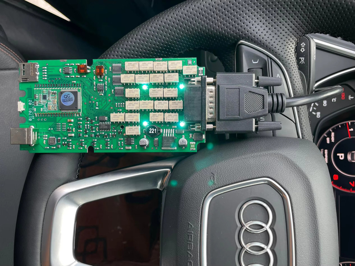 OBDIIVCI TCS RED 2021,11 OBD2 Diagnose Tool mit schwarzem Gehäuse für LKW und PKW - Bild 3
