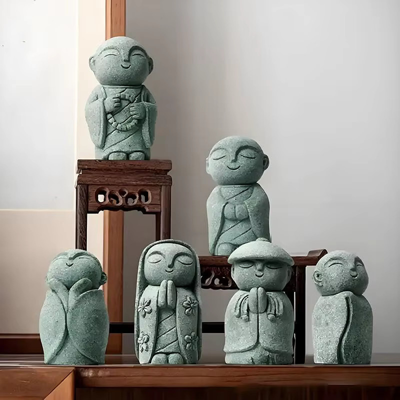 Eelhoe 4-teiliges Miniatur-Statuen Set aus Harz, Kleine Mönch-Figuren für asiatische Zen-Garten Dekoration und Meditations-Ornamente - Bild 3
