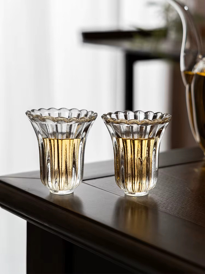 Handgefertigte japanische Teetasse aus hitzebeständigem Glas in Transparent, 60 ml - Bild 2