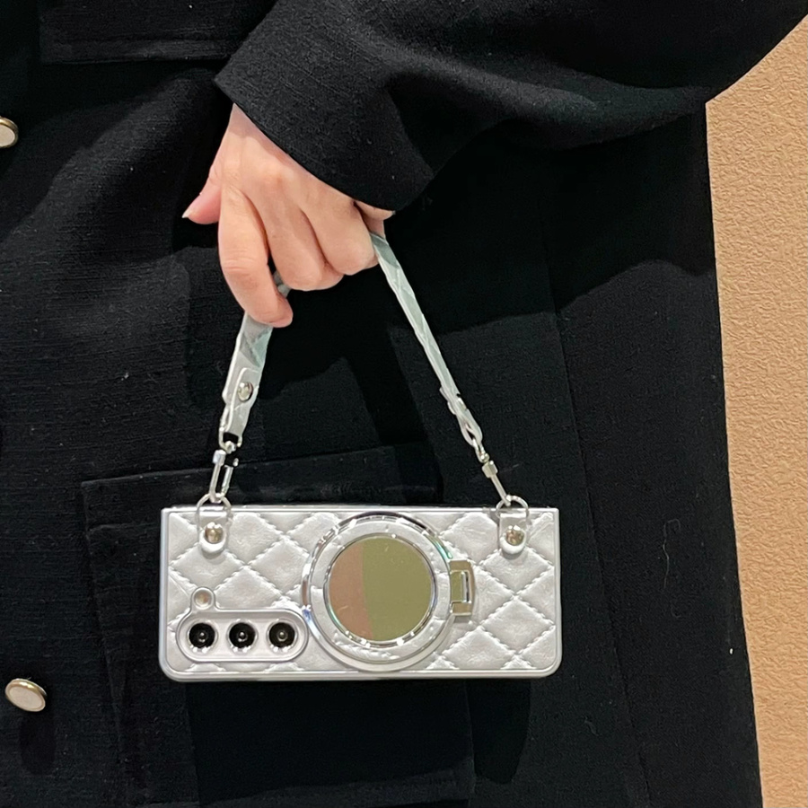 Luxuriöser Make-up-Spiegel mit Handkabel und magnetischer Funktion in Silber für Samsung Z Fold 7, 6, 5, 4 und 3 inklusive Schutzhülle - Bild 3