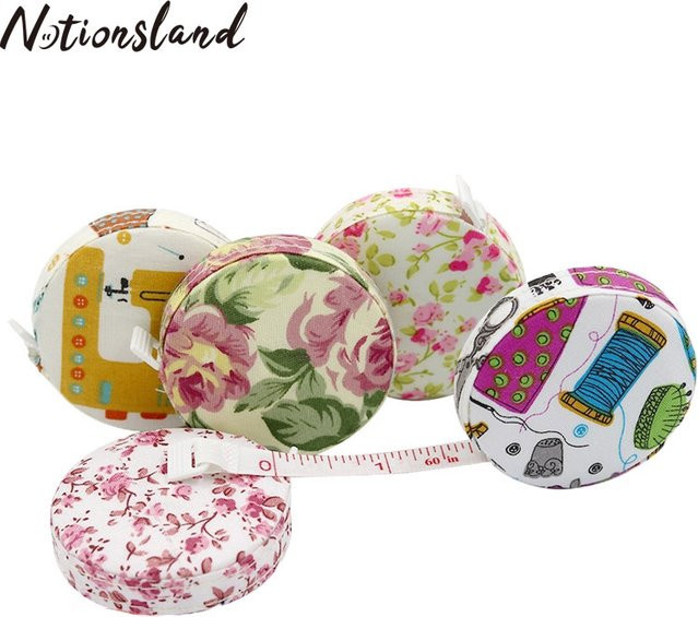 NOTIONSLAND Automatisches kleines Maßband aus Stoff und Kunststoff in Multicolour für Näharbeiten mit Zoll und Zentimeter - Bild 1