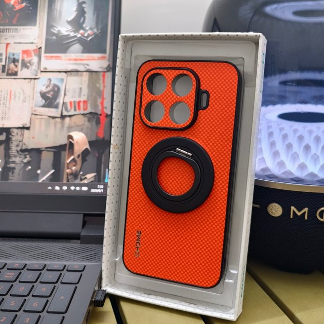 Magnetische Schutzhülle für Xiaomi 17T und Xiaomi 17T Pro in Orange mit rutschfestem Design - Bild 1