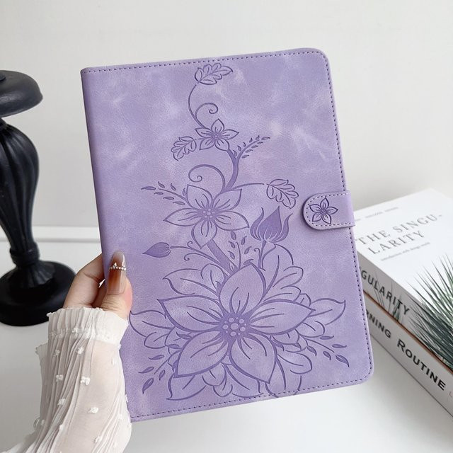 Samsung Galaxy Tab S7 FE Hülle aus PU-Leder mit floralem Prägedesign in Purple - Bild 1
