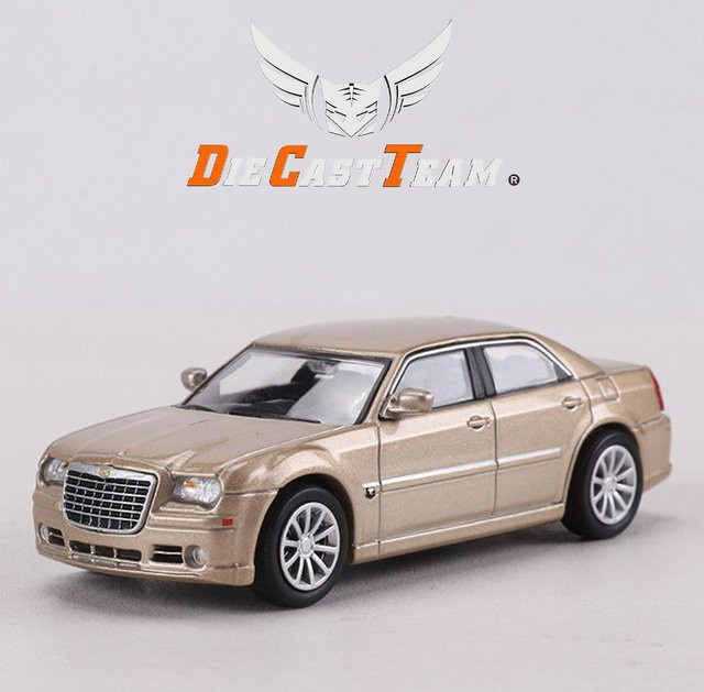 DCT/SHADOW Chrysler 300C SRT8, Diecast Metallmodell, 1:64, ab 14 Jahren - Bild 1