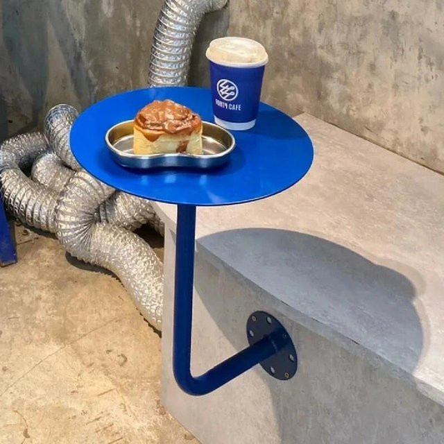 LIUSHADUOLA Wandtisch rund in Schwarz, moderner Hängetisch aus Metall für Café und Dessertladen - Bild 1