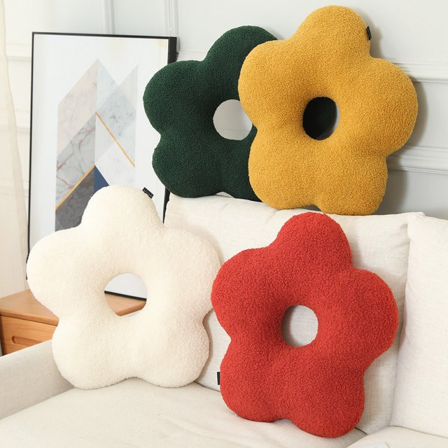 Inyahome Blumenkissen in Form eines Gänseblümchens, weißes Deko-Wurfkissen für Sofa und Schlafzimmer, B/B/H: 45,72 x 45,72 x 3,0 cm - Bild 1