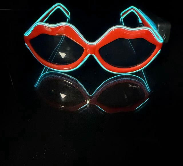 LED Sonnenbrille Pixel, Cat-Eye, Kunststoff, Blue Black, Unisex - Bild 1